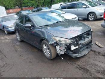  Salvage Mazda Mazda3