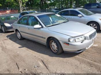  Salvage Volvo S80