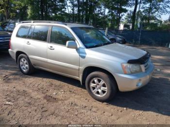  Salvage Toyota Highlander
