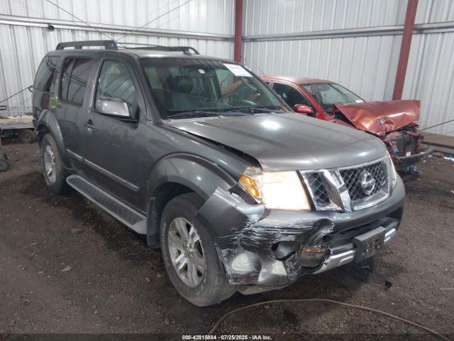  Salvage Nissan Pathfinder