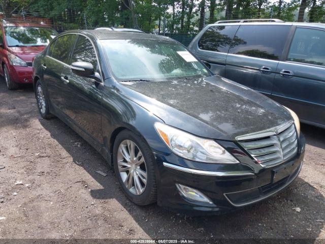  Salvage Hyundai Genesis