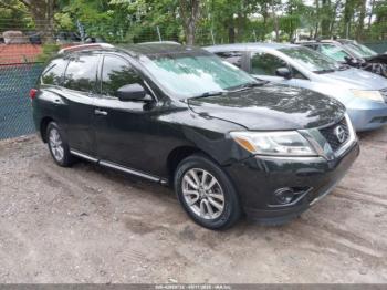  Salvage Nissan Pathfinder