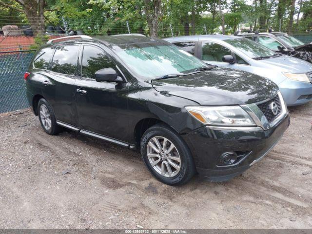  Salvage Nissan Pathfinder