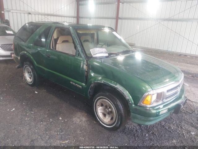  Salvage Chevrolet Blazer