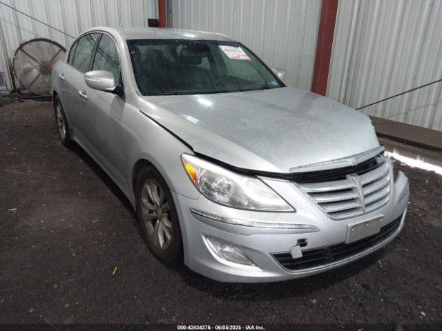  Salvage Hyundai Genesis