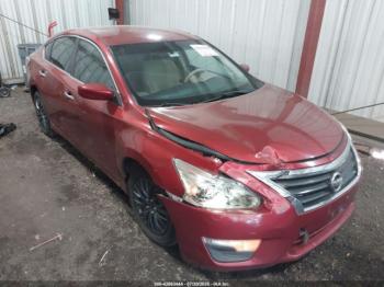  Salvage Nissan Altima