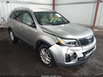  Salvage Kia Sorento