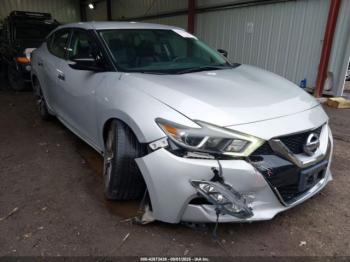  Salvage Nissan Maxima