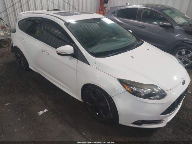 Salvage Ford Focus St