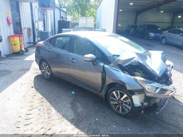  Salvage Nissan Versa