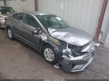  Salvage Hyundai ELANTRA
