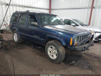 Salvage Jeep Cherokee