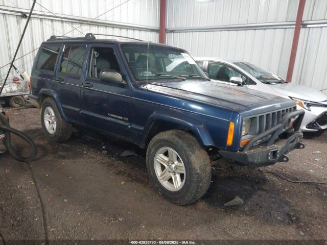 Salvage Jeep Cherokee