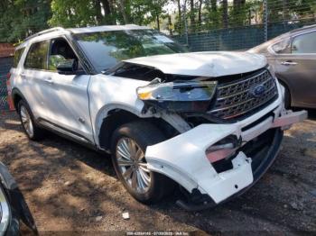  Salvage Ford Explorer