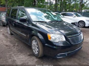  Salvage Chrysler Town & Country