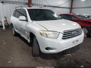  Salvage Toyota Highlander