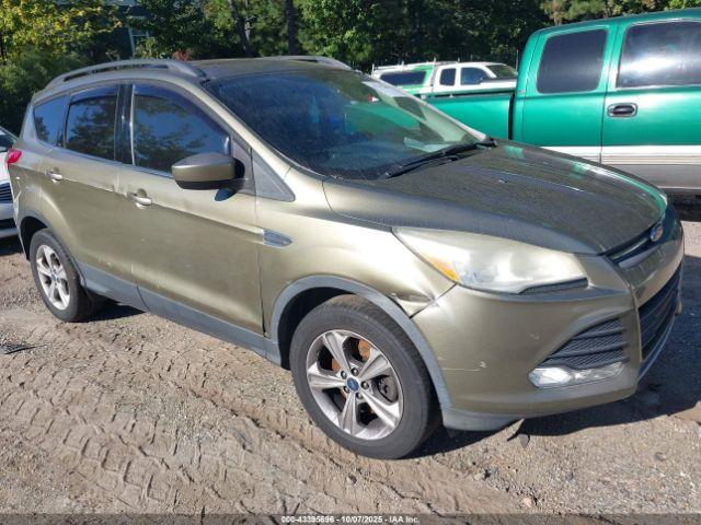 Salvage Ford Escape