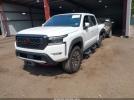 Nissan Frontier Pro-4x 4x4 Image 4