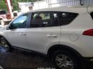 Toyota RAV4 Le Image 10