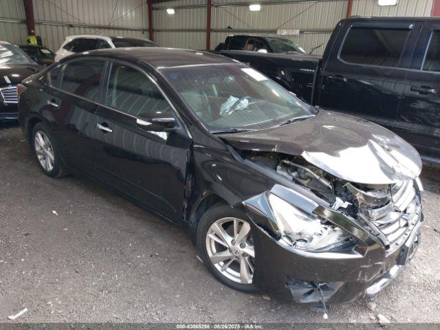  Salvage Nissan Altima