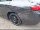 Chrysler 200 Limited Image 12