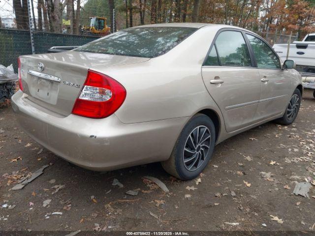 Toyota Camry Xle Image 6