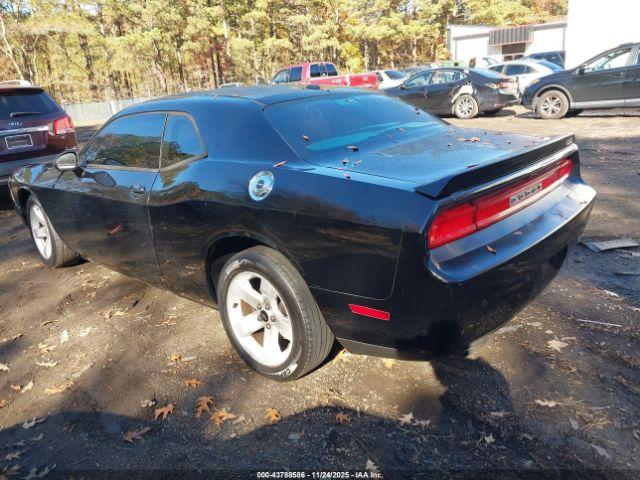 Dodge Challenger Sxt Plus Image 9