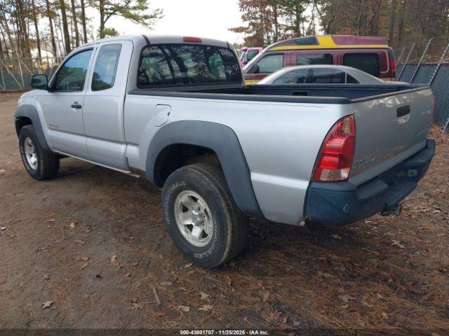 Toyota Tacoma Prerunner V6 Image 15