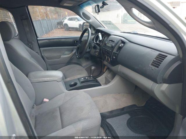 Toyota Tacoma Prerunner V6 Image 6