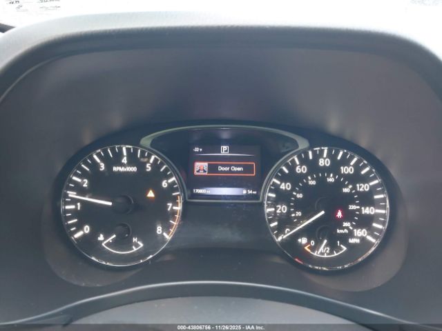 Nissan Pathfinder Sv Image 12