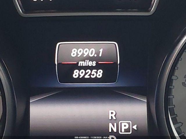 Mercedes-Benz Cla-class 4matic Image 16