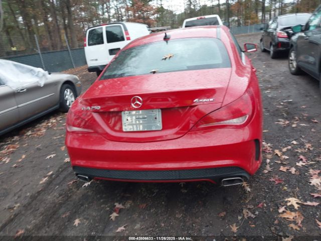 Mercedes-Benz Cla-class 4matic Image 12