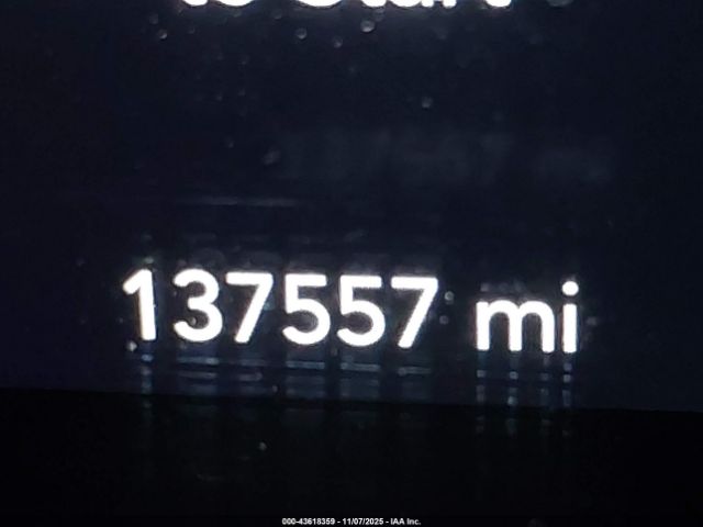 Jeep Wrangler Sahara 4x4 Image 7