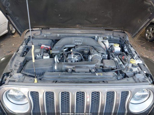 Jeep Wrangler Sahara 4x4 Image 12