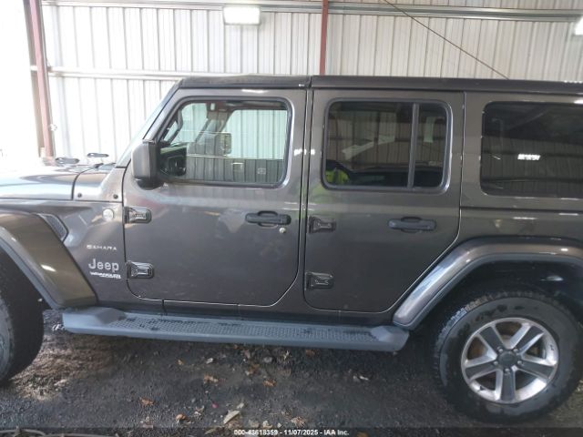 Jeep Wrangler Sahara 4x4 Image 13