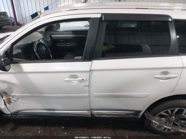 Mitsubishi Outlander Es Image 12