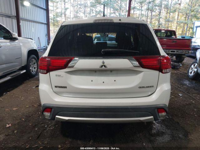 Mitsubishi Outlander Es Image 14