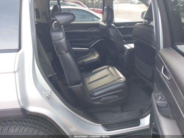 Jeep Grand Cherokee Limited 4x4 Image 12