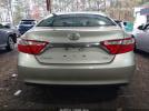 Toyota Camry Le Image 17