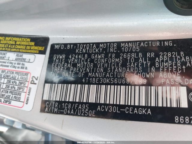 Toyota Camry Xle Image 10