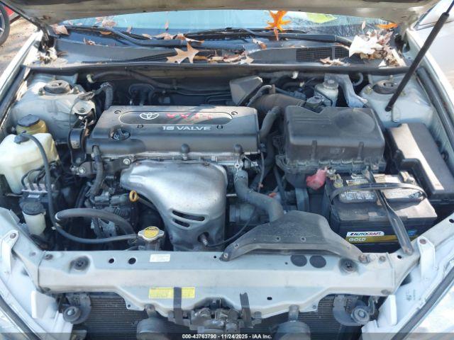 Toyota Camry Xle Image 11