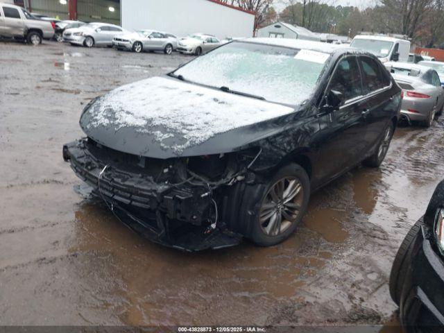 Toyota Camry Se Image 5