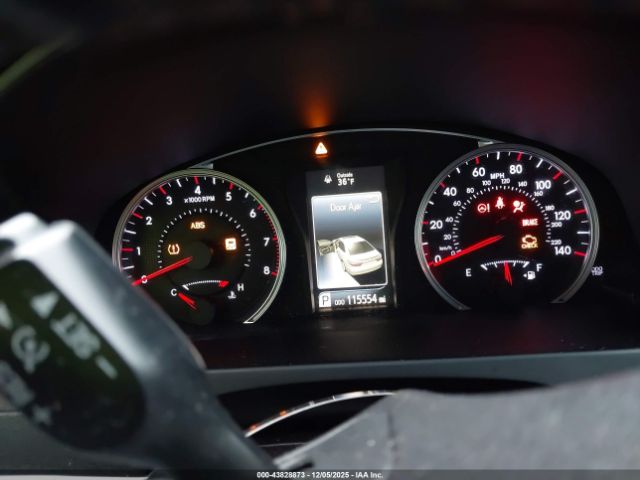 Toyota Camry Se Image 10