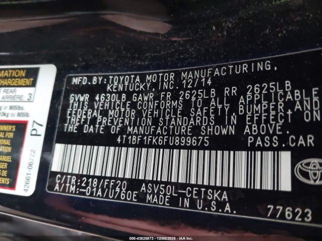 Toyota Camry Se Image 11