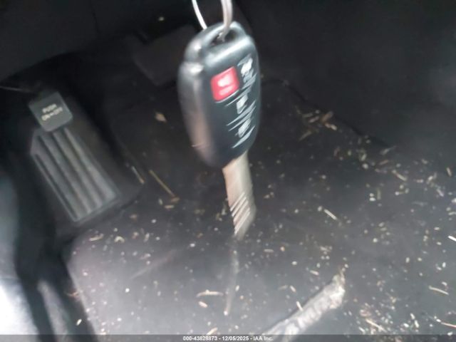 Toyota Camry Se Image 4