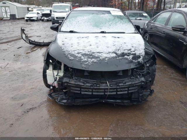 Toyota Camry Se Image 14