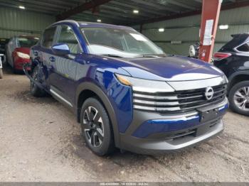  Salvage Nissan Kicks