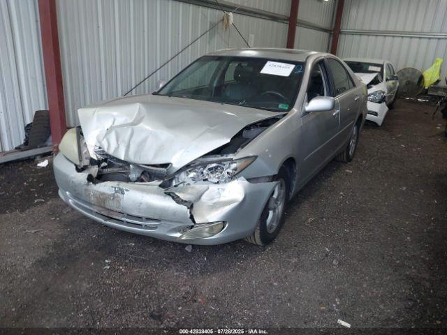 Toyota Camry Se V6 Image 2