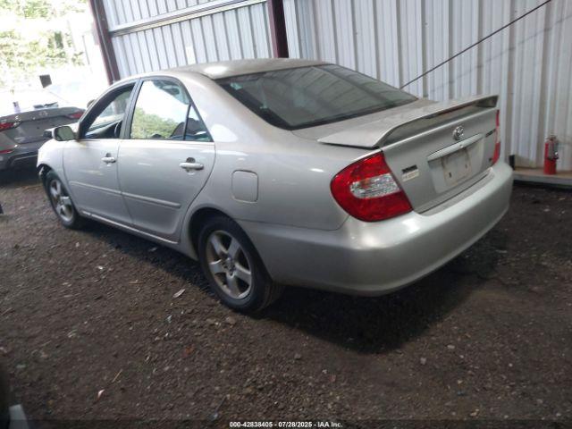 Toyota Camry Se V6 Image 3