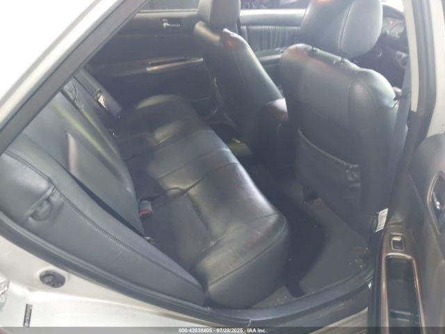 Toyota Camry Se V6 Image 5